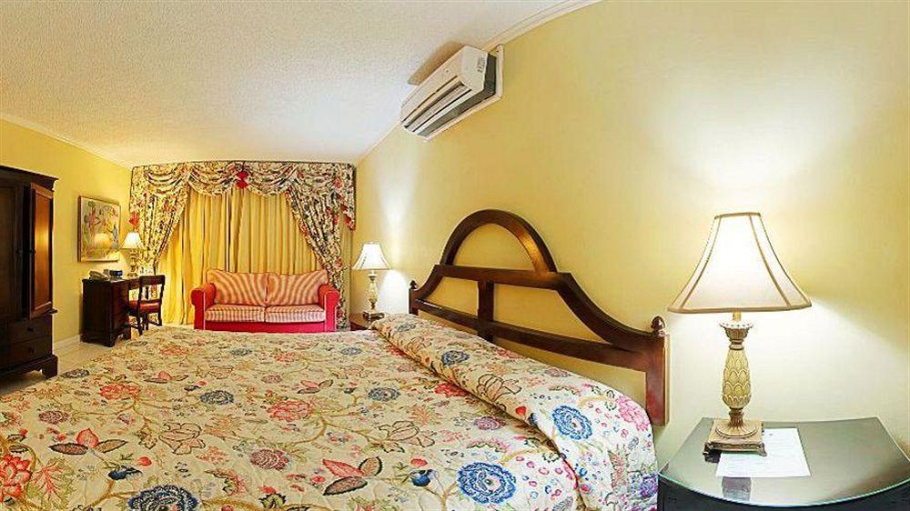 Rooms On The Beach Ocho Rios Exterior foto